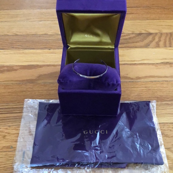 ❤️HP❤️NWOT Gucci Icon 18k White Gold Cuff Bracelet - Picture 10 of 16